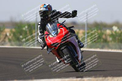 media/Sep-20-2025-TrackDaz (Sat) [[27f0cde673]]/B Group/220pm (Turn 9)/